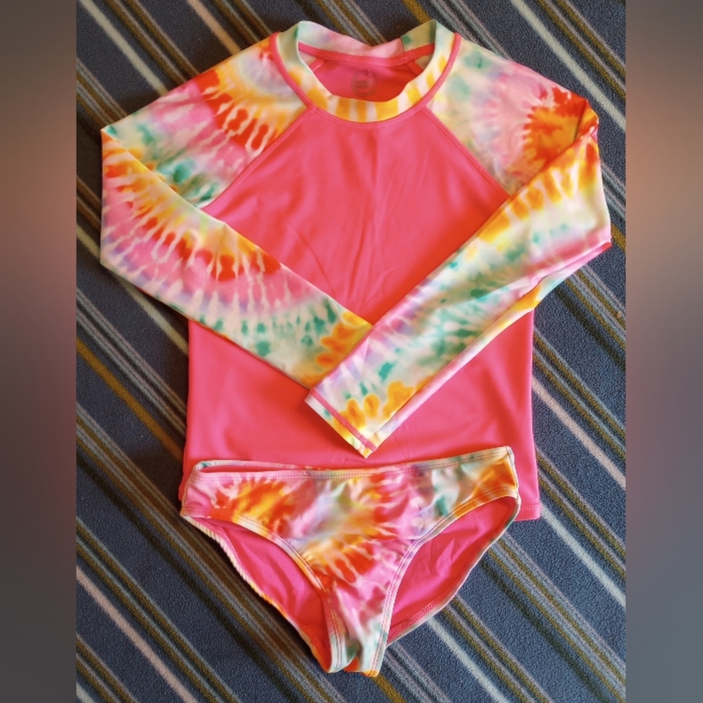 Wonder Nation girls long sleeve rash guard, two piece swimsuit, size 7/8